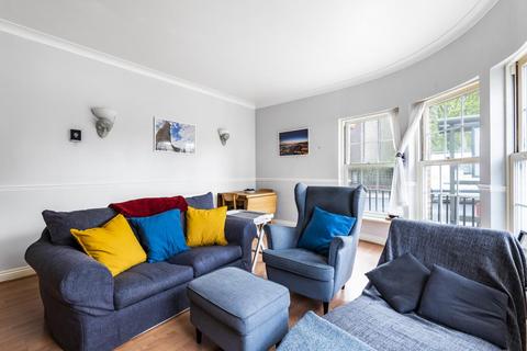 2 Edward Square, London, SE16 5EE