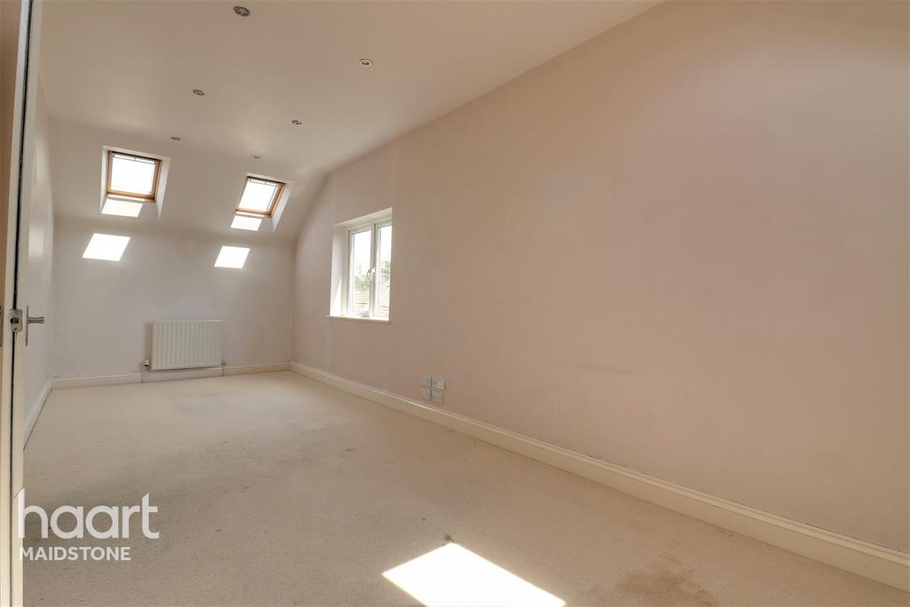 Milton Street, Maidstone 2 bed apartment £198,500