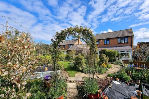 77 Hanson Park, Northam, Bideford, EX39 3SB