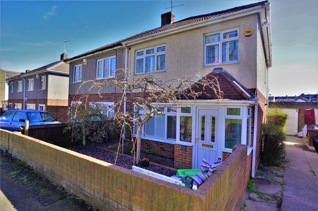 Ingle Road, Chatham, Kent 3 bed semidetached house £1,100 pcm (£254 pw)