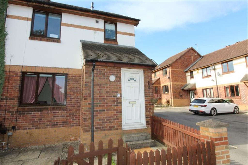 Marlowe Close, Pudsey, Leeds, LS28 9NT 3 bed semidetached house £800