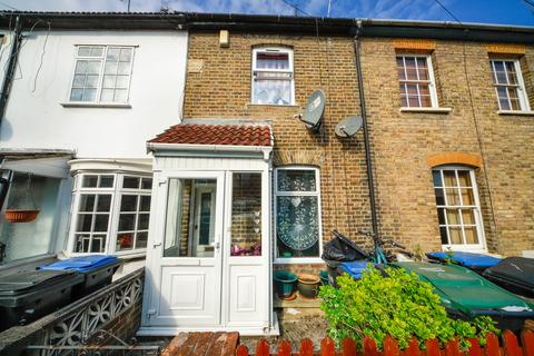 61 Medcalf Road, Enfield, EN3 6HJ