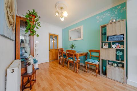 61 Medcalf Road, Enfield, EN3 6HJ