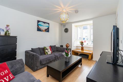56 Blackchapel Road, Edinburgh, EH15 3QU
