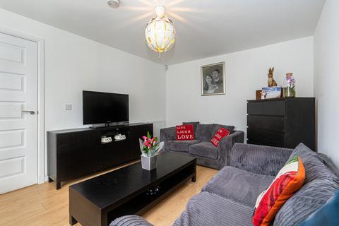 56 Blackchapel Road, Edinburgh, EH15 3QU