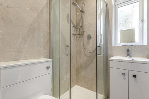2 Bellmarsh Road, Addlestone, KT15 1QL