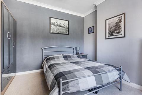 2 Bellmarsh Road, Addlestone, KT15 1QL