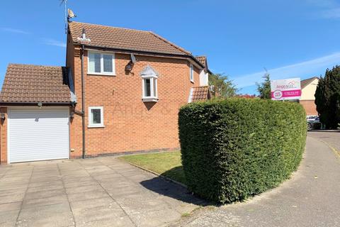 12 Bloomfield Way, Carlton Colville, Lowestoft, NR33 8TH