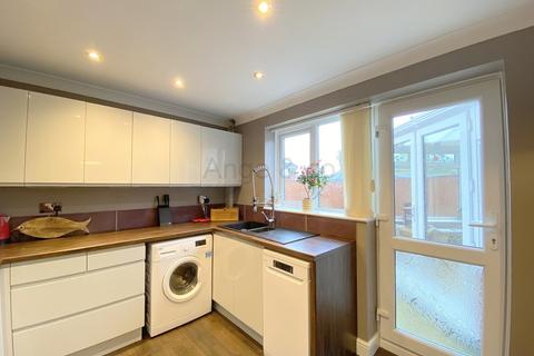 12 Bloomfield Way, Carlton Colville, Lowestoft, NR33 8TH