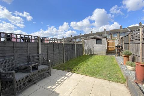 79 Avondale Road, Lowestoft, NR32 2HU