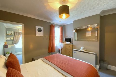 51 Avondale Road, Lowestoft, NR32 2HU