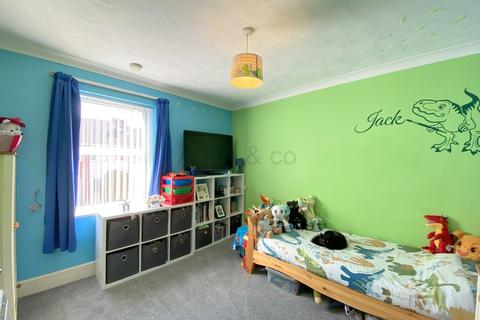 51 Avondale Road, Lowestoft, NR32 2HU