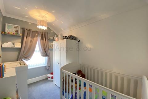 51 Avondale Road, Lowestoft, NR32 2HU