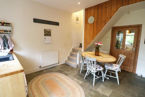 42 Castle Lane, Solihull, B92 8DB