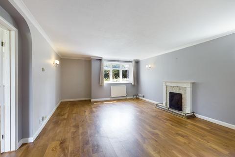 undefined, Trefoil Close, Horsham