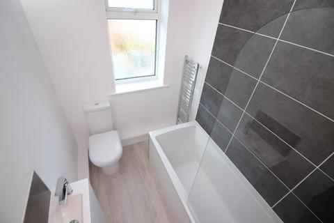 2 bedroom semi-detached house to rent, Lanethorpe Road, Darlington, County Durham