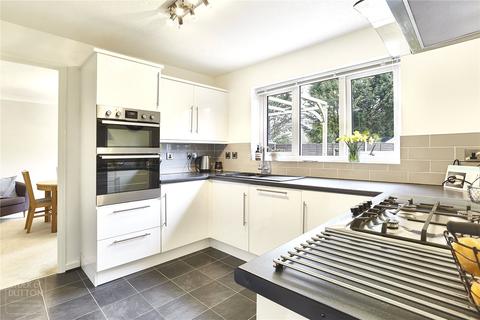 15 Lower Frenches Drive, Greenfield, Oldham, OL3 7JD