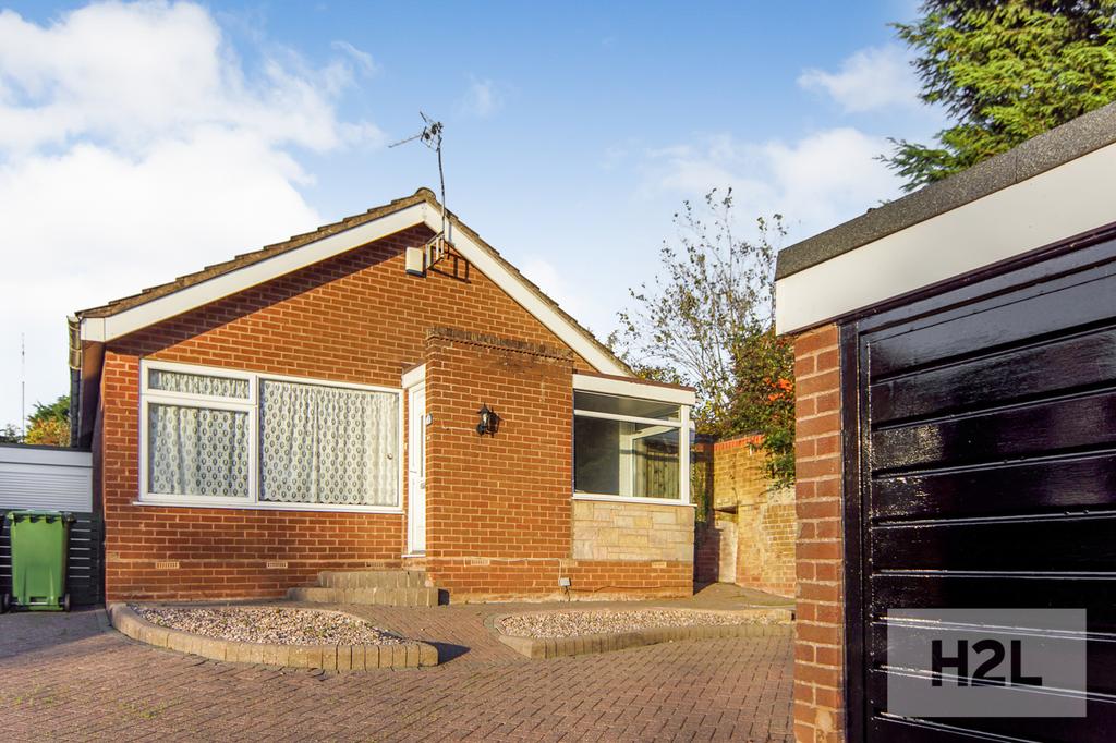 Glovers Close, Meriden CV7 7PB 2 bed bungalow £995 pcm (£230 pw)