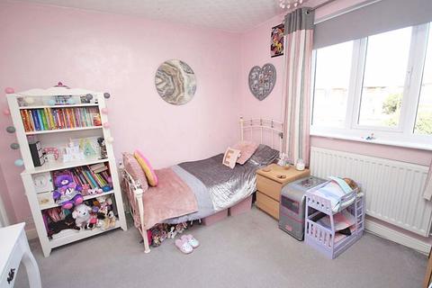 42 Filey Road, Grimsby, DN32 9TG