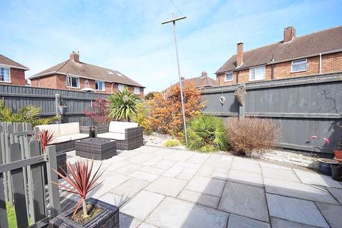 42 Filey Road, Grimsby, DN32 9TG