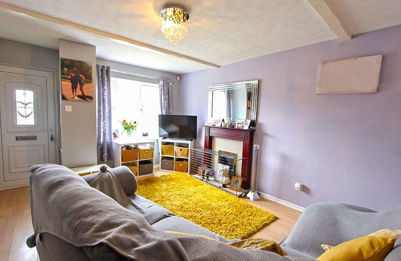Osborne Drive, Victoria Mews, Darlaston 2 bed townhouse £130,000