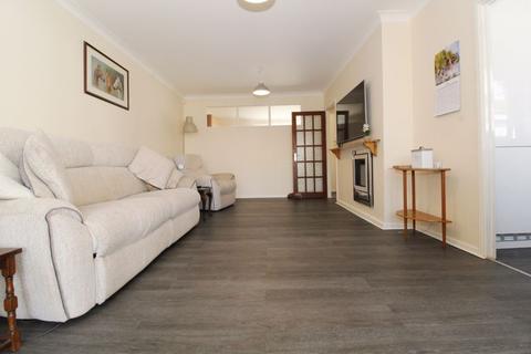 96 Fallowfield Road, Walsall, WS5 3DW
