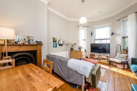 2 bedroom flat to rent, 21 Ladybarn Road, Fallowfield, Manchester, M14 6WN