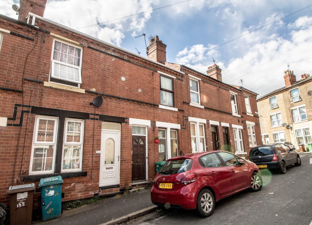 Leslie Road, Forest Fields, Nottingham, NG7 6PS 2 bed terraced house