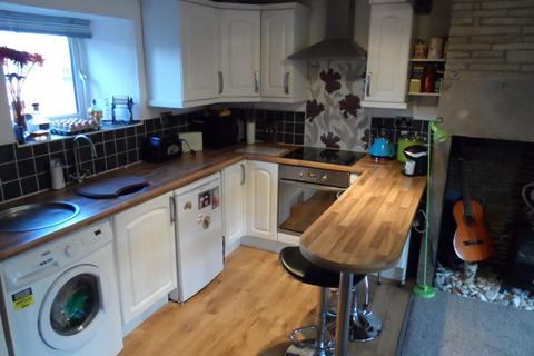 31 Barcroft Road, Huddersfield, HD4 6LB
