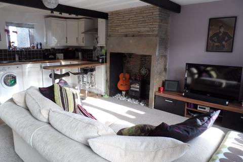31 Barcroft Road, Huddersfield, HD4 6LB