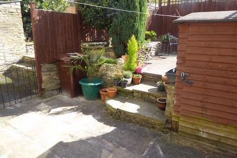 31 Barcroft Road, Huddersfield, HD4 6LB