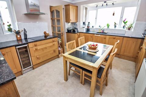 22 Alexander Drive, Bury, BL9 8PF
