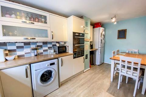 27 Rosemary Close, South Ockendon, RM15 6JJ