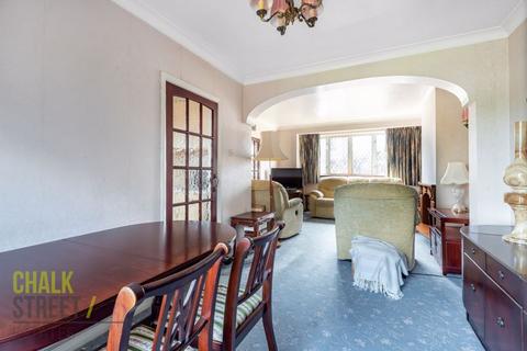 62 Winchester Avenue, Upminster, RM14 3LR