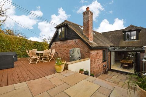 Bromley Warminster Road, Stapleford, Salisbury, SP3 4LT