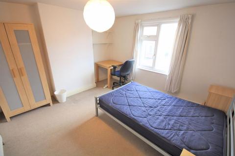 4 bedroom house share to rent, Estcourt Terrace, Headingley, Leeds, LS6 3EA