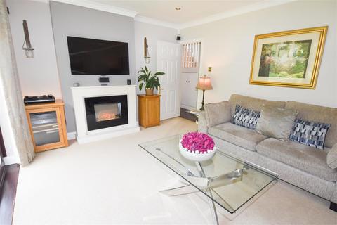 88 Benfleet Road, Benfleet, SS7 1QH