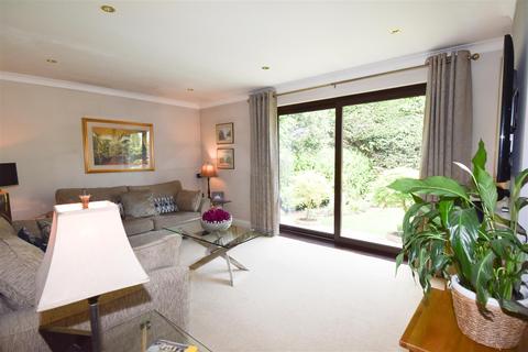 88 Benfleet Road, Benfleet, SS7 1QH