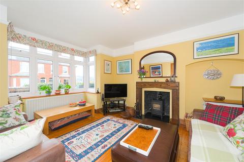 30 Cockshot Road, Reigate, RH2 7HB