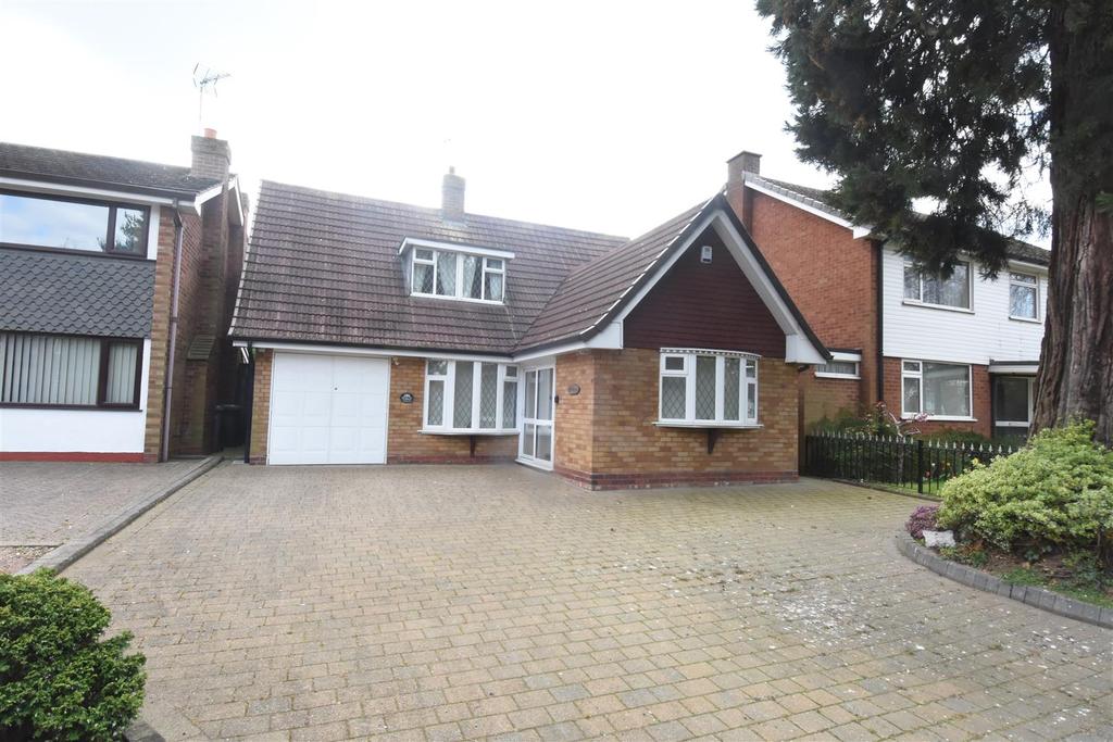 Chester Road, Castle Bromwich, Birmingham 3 bed detached bungalow £