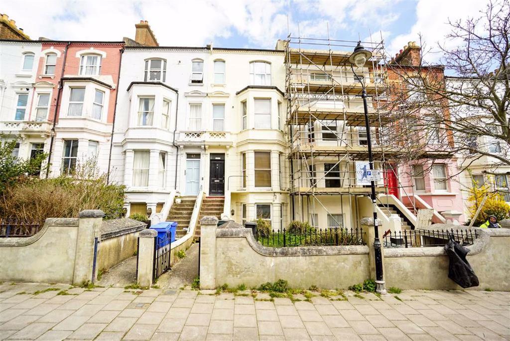 Southwater Road, St. Leonardsonsea, East Sussex 1 bed flat £135,000