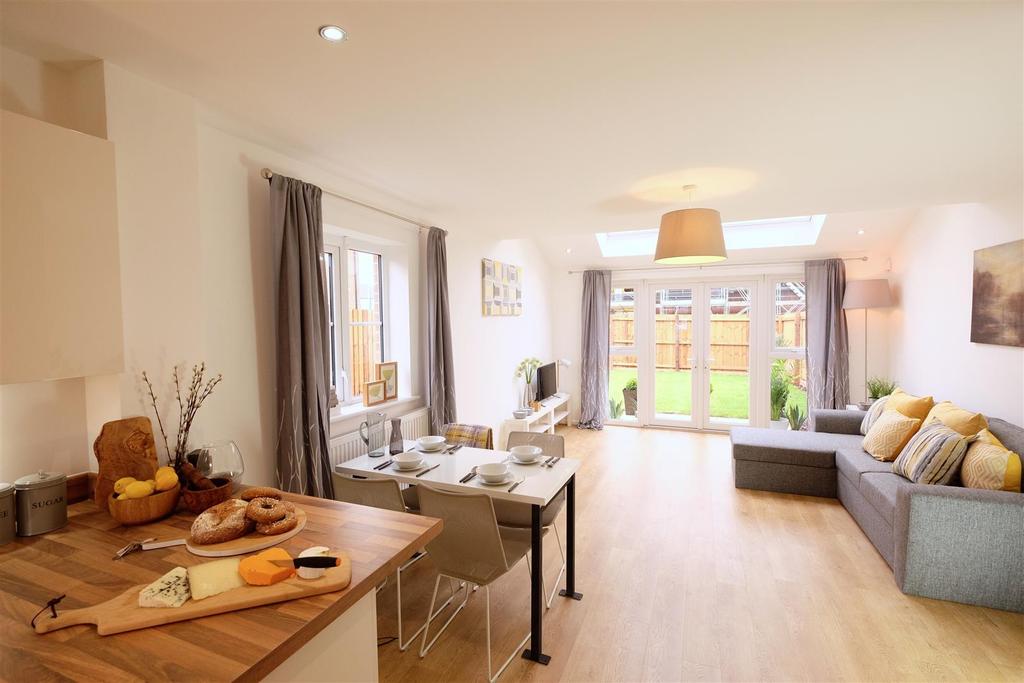 Scotchbarn Lane, Prescot 3 bed semidetached house £900 pcm (£208 pw)