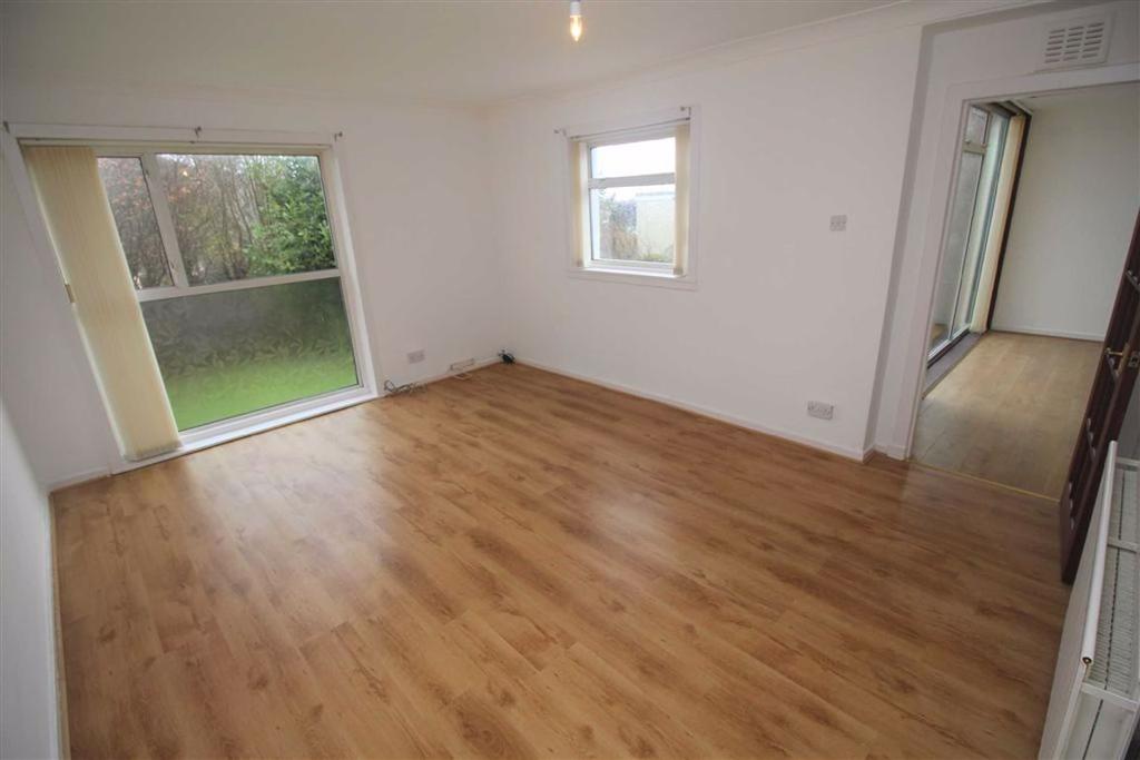 Jacobs Drive, Gourock 3 bed link detached house £173,000