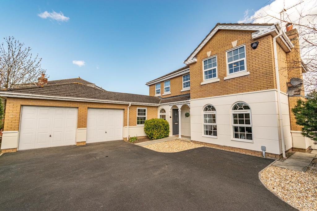 Tanners Way, Lytham St Annes, FY8 4 bed detached house £469,950