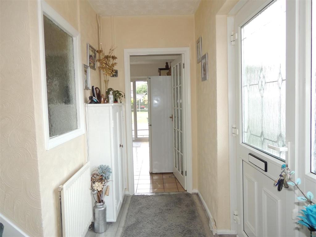 Marygold Leaze, Cadbury Heath, Bristol 3 bed end of terrace house - £ ...