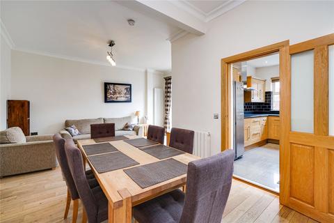 2 Fordhook Avenue, London, W5 3LP