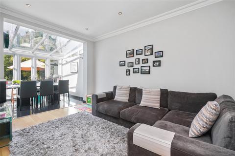 16 Rosemount Road, London, W13 0HJ
