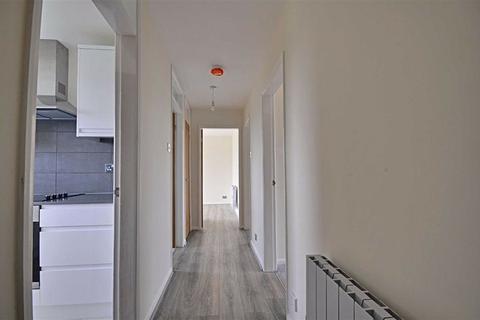 Flat 5, Elm Court Elm Green Close, Worcester, WR5 3HD