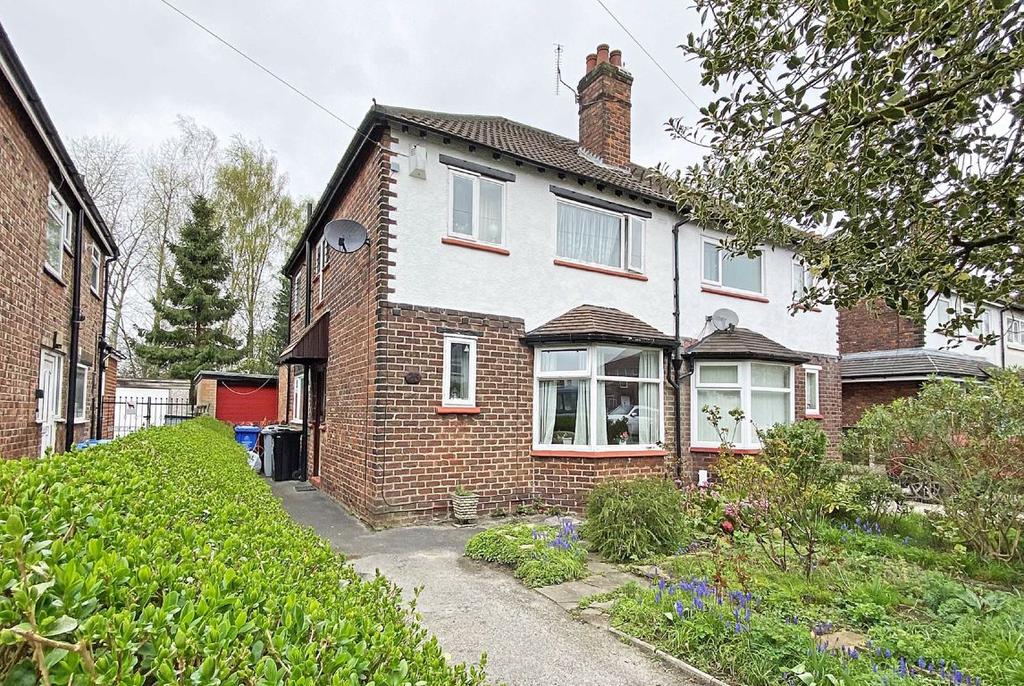 Sylvan Avenue, Timperley, Cheshire 3 bed semidetached house £325,000