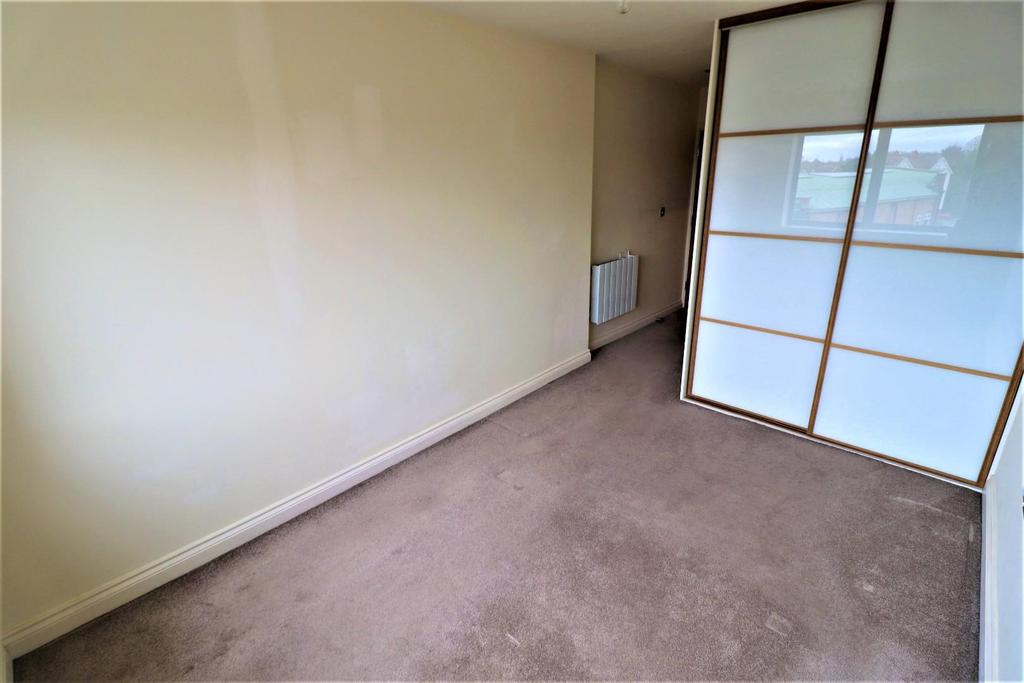 07 - Bedroom 1.JPG